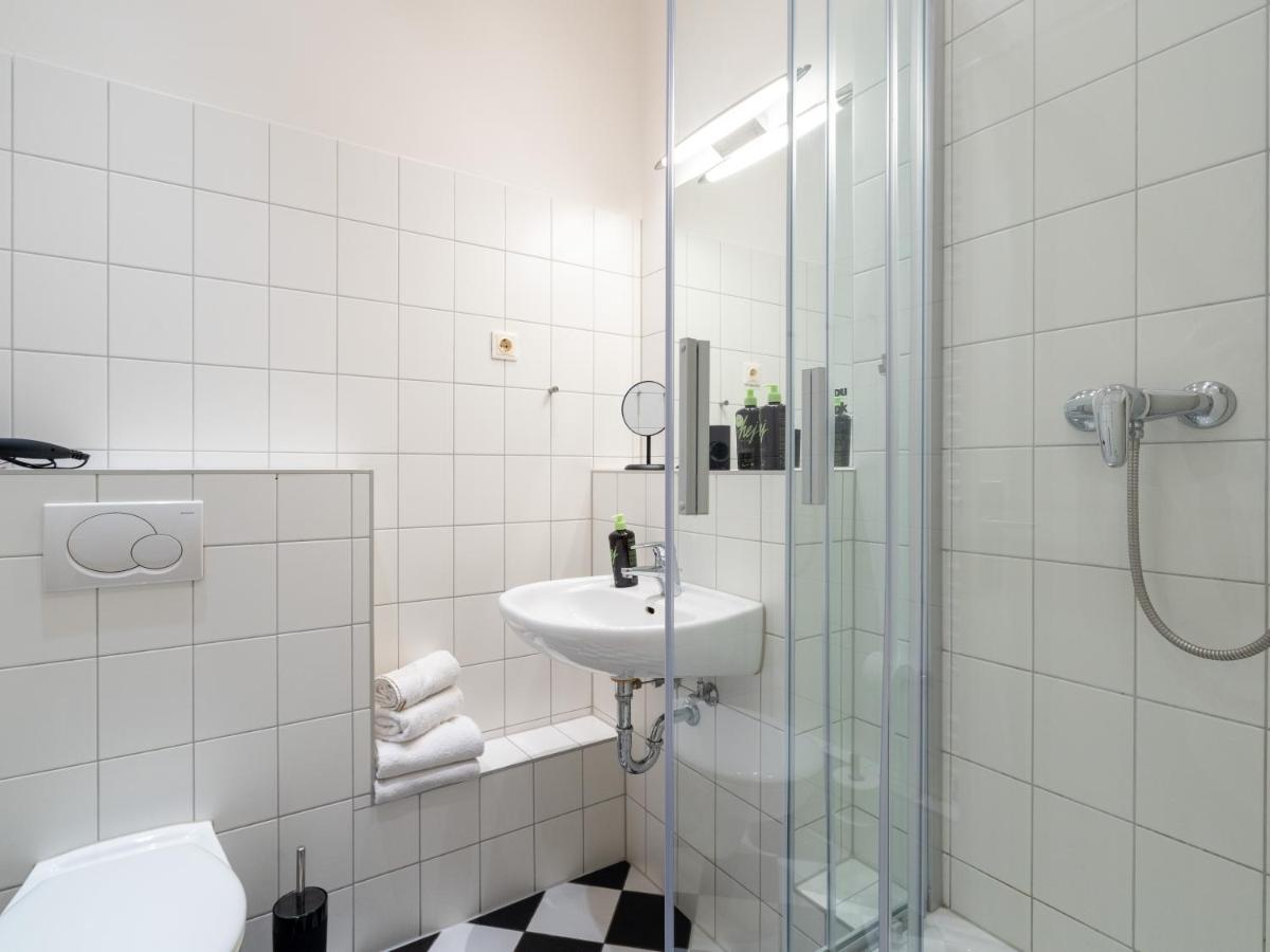 Limehome Berlin Malmoeer Strasse מראה חיצוני תמונה