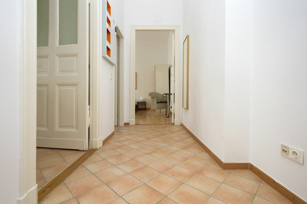 Limehome Berlin Malmoeer Strasse מראה חיצוני תמונה