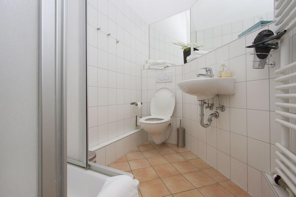 Limehome Berlin Malmoeer Strasse מראה חיצוני תמונה